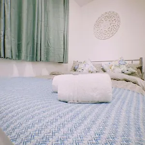 Cosy & Comfortable - Heart Of - Getaway Apartment